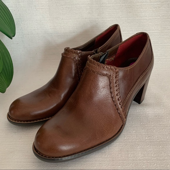 NWOT Liz Claiborne Mohave Brown Leather 
Flex Ankle Boot Woman’s 8.5M - Picture 4 of 14